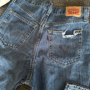 Levi's Women's High Rise Jeans in Classic Blue